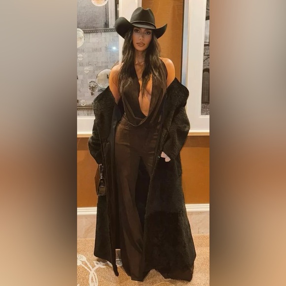 SHYANNE WOMEN'S HIGH RISE SUPER FLARE TULIP JEANS SIZE 27 - Picture 15 of 16